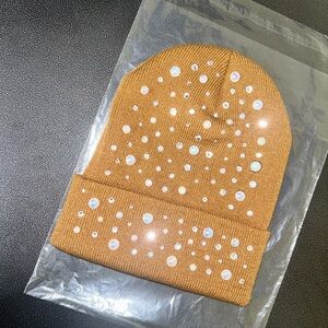 “Champagne Pearl” Beanie